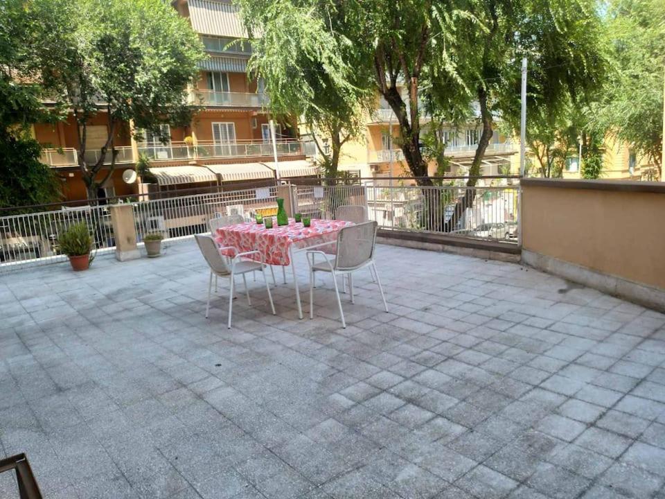 44oz With Terrace In Monteverde Appartement Rome